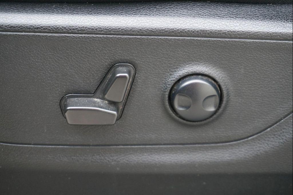 used 2022 Ram 1500 car, priced at $35,226