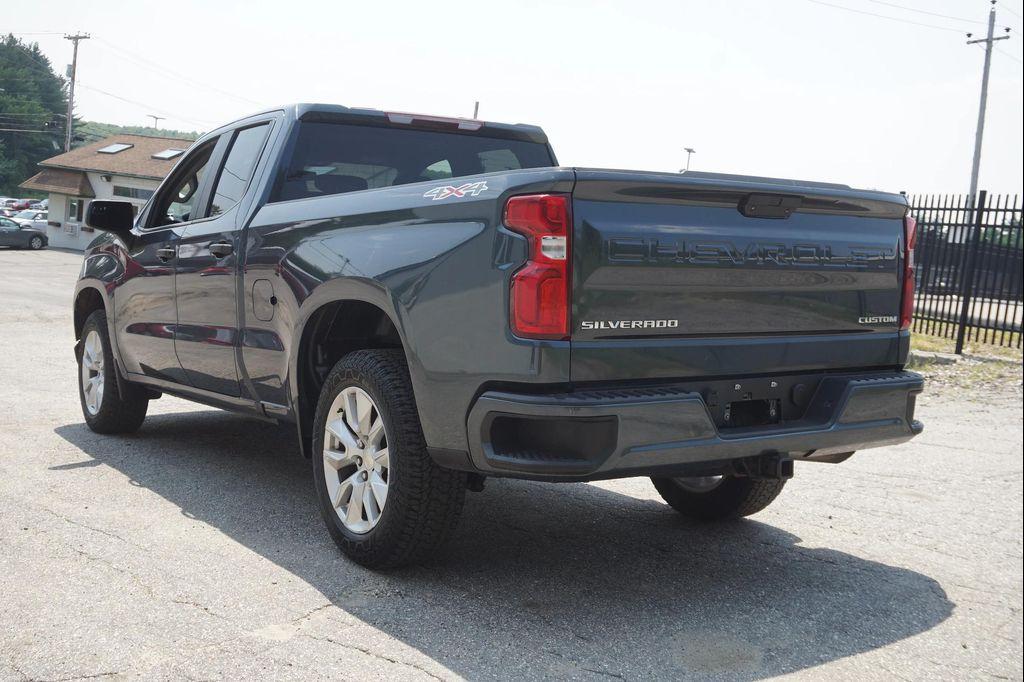 used 2021 Chevrolet Silverado 1500 car, priced at $29,625