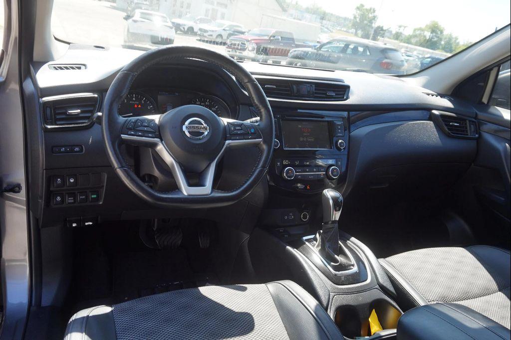 used 2022 Nissan Rogue Sport car, priced at $23,490