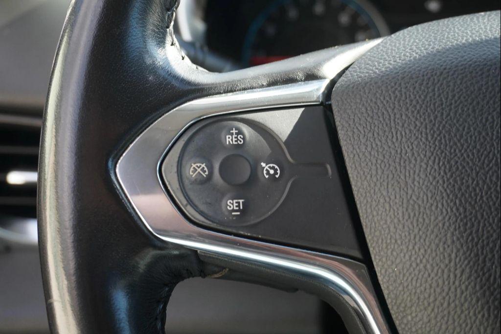 used 2019 Chevrolet Traverse car, priced at $21,816