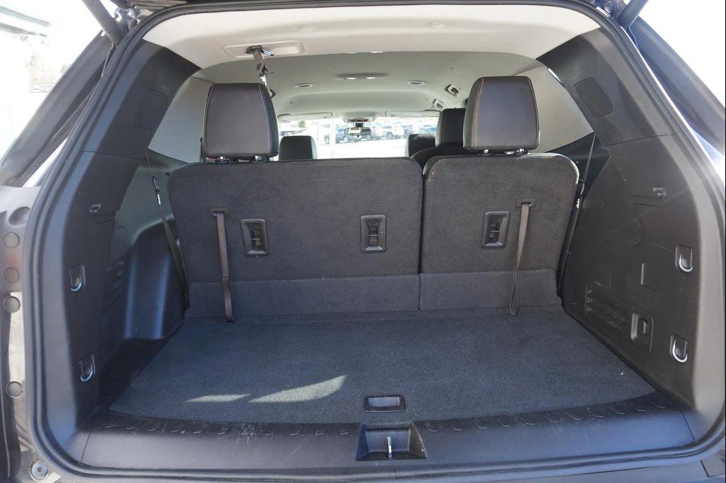 used 2019 Chevrolet Traverse car, priced at $21,816