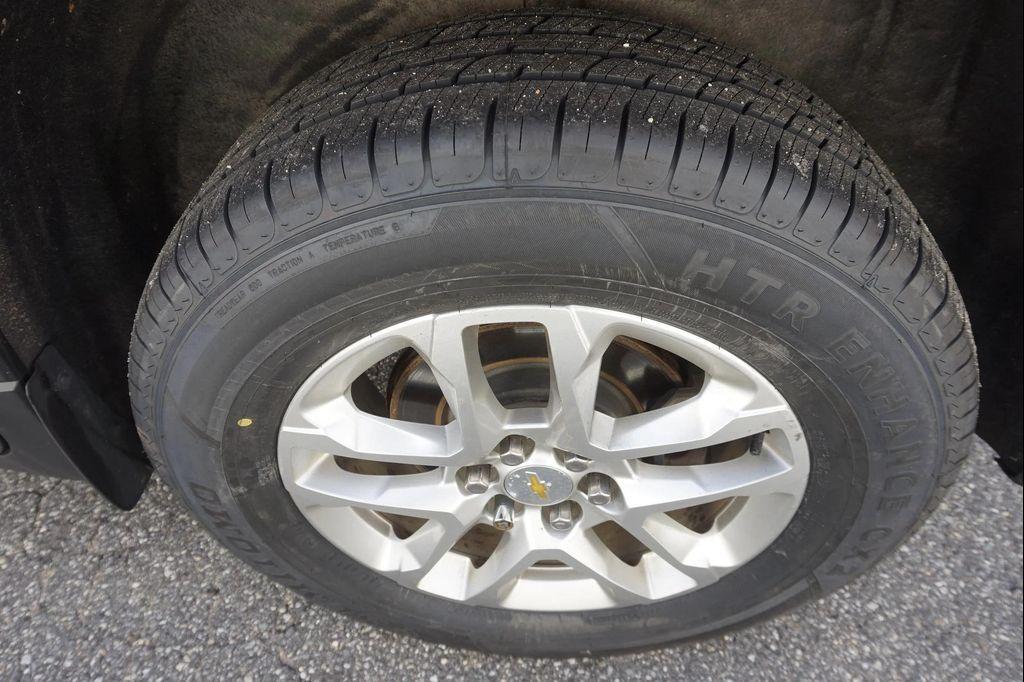 used 2019 Chevrolet Traverse car, priced at $21,816