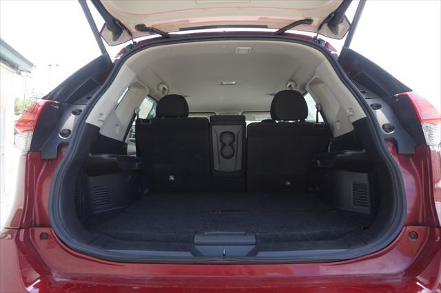 used 2019 Nissan Rogue car, priced at $15,761