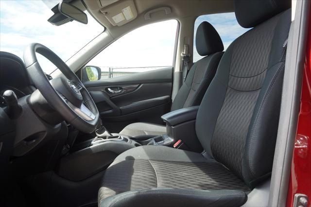 used 2019 Nissan Rogue car, priced at $15,761