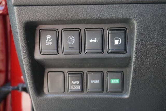 used 2019 Nissan Rogue car, priced at $15,761