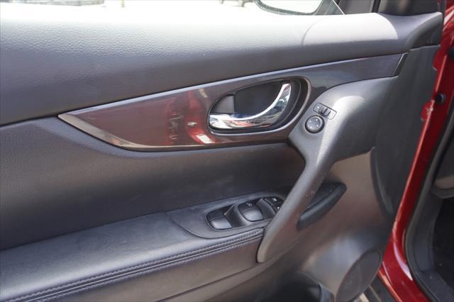 used 2019 Nissan Rogue car, priced at $15,761