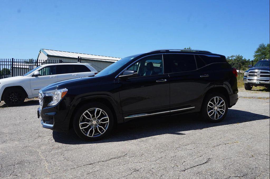 used 2022 GMC Terrain car, priced at $27,948