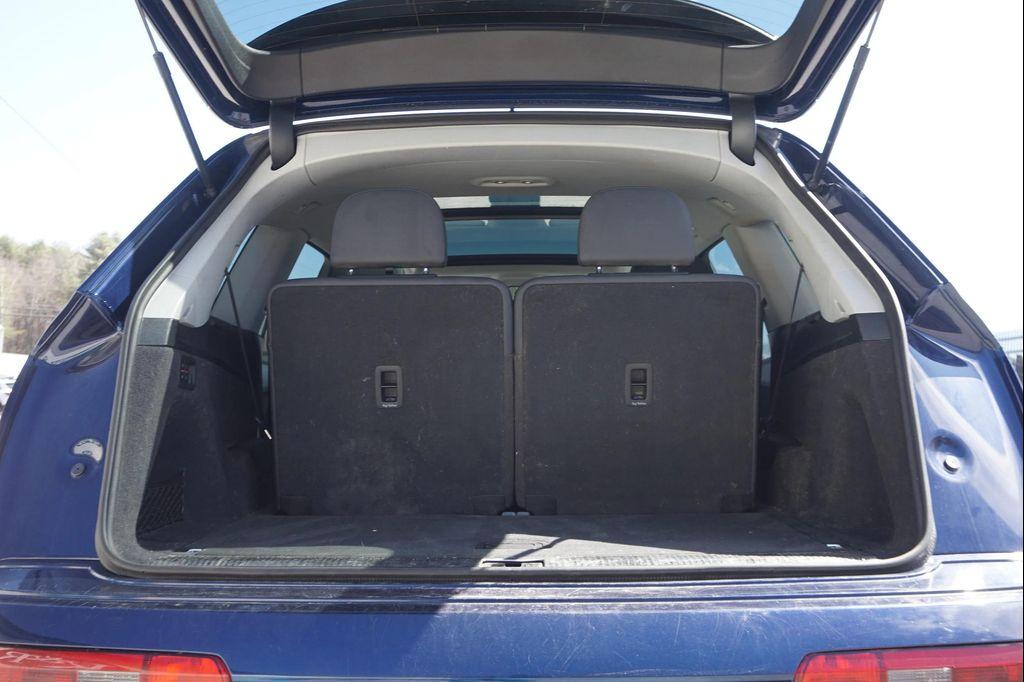 used 2020 Audi Q7 car, priced at $27,922