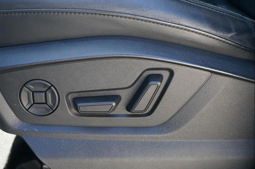 used 2020 Audi Q7 car, priced at $27,922