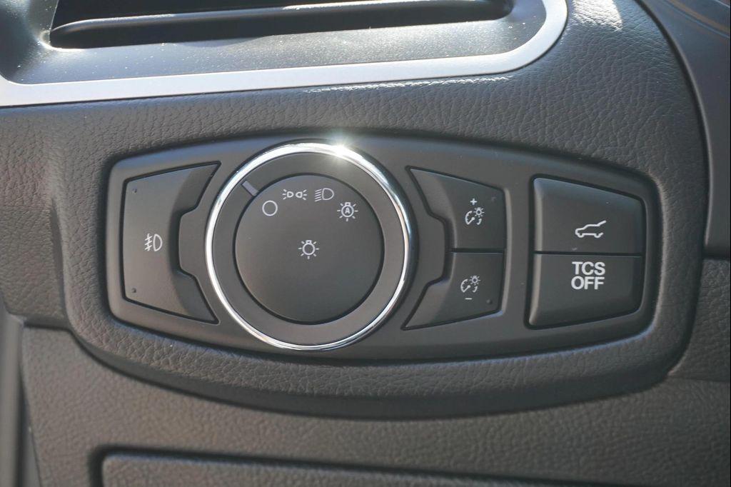 used 2024 Ford Edge car, priced at $31,788