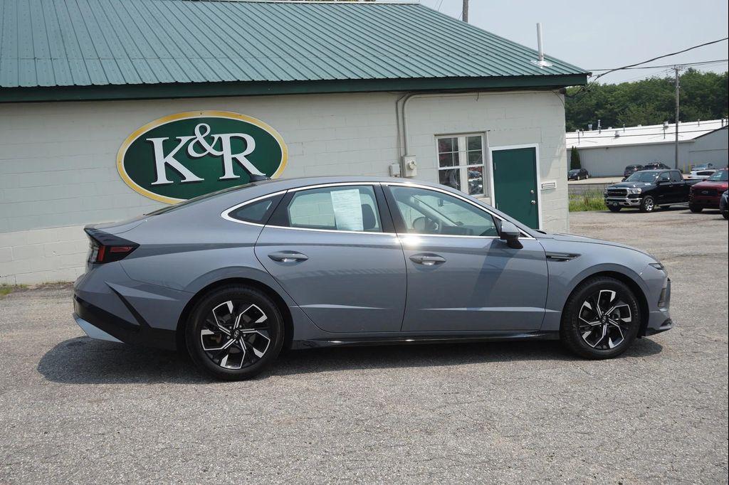 used 2024 Hyundai Sonata car, priced at $25,318