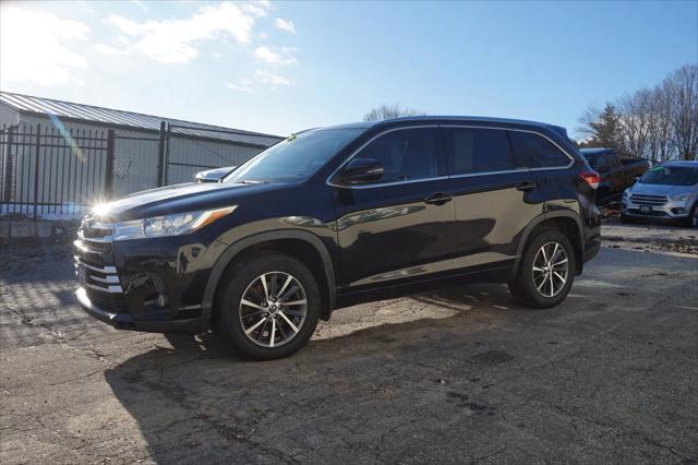 used 2018 Toyota Highlander car, priced at $27,344