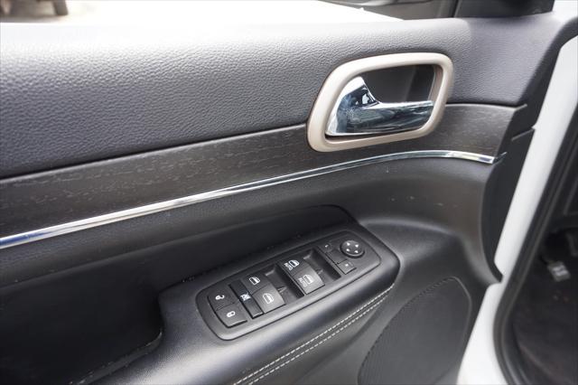 used 2016 Jeep Grand Cherokee car, priced at $13,922