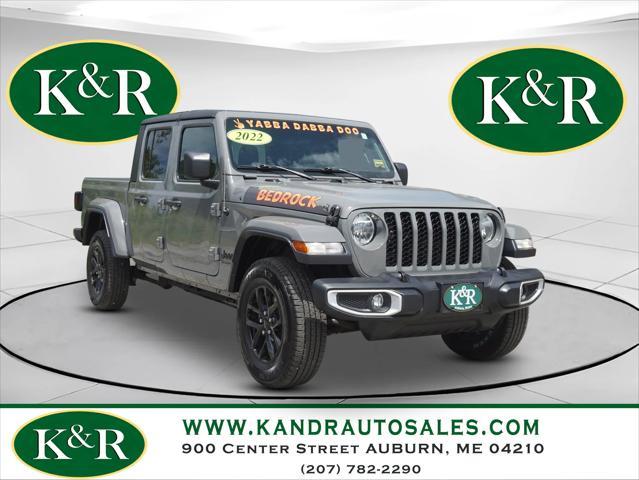 used 2022 Jeep Gladiator car, priced at $32,748