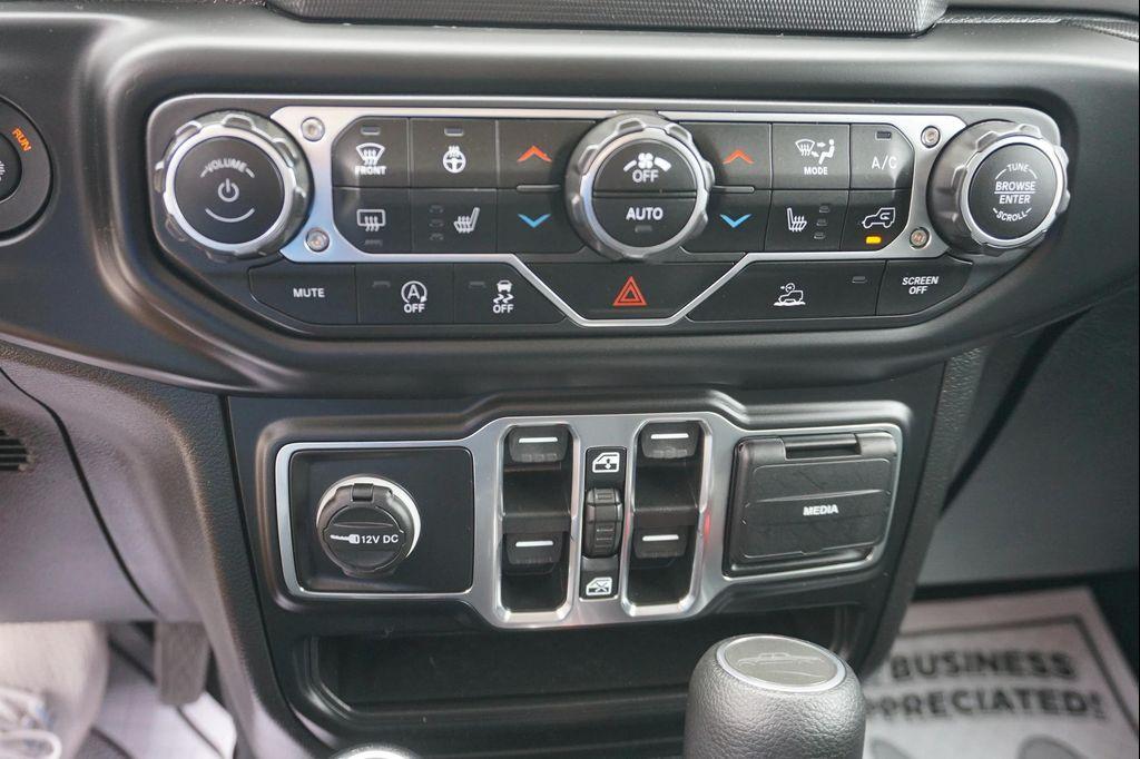 used 2021 Jeep Gladiator car, priced at $34,050
