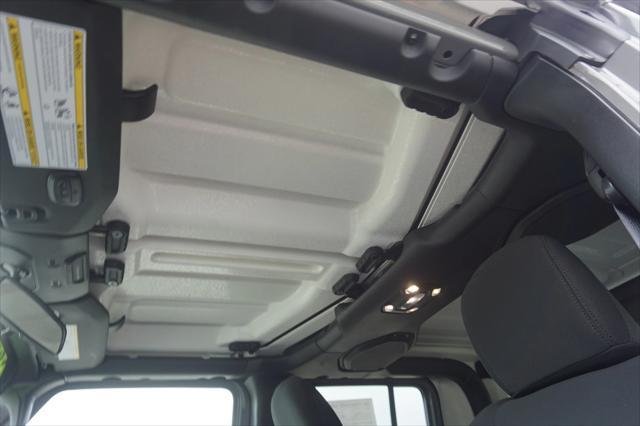 used 2021 Jeep Gladiator car, priced at $34,050