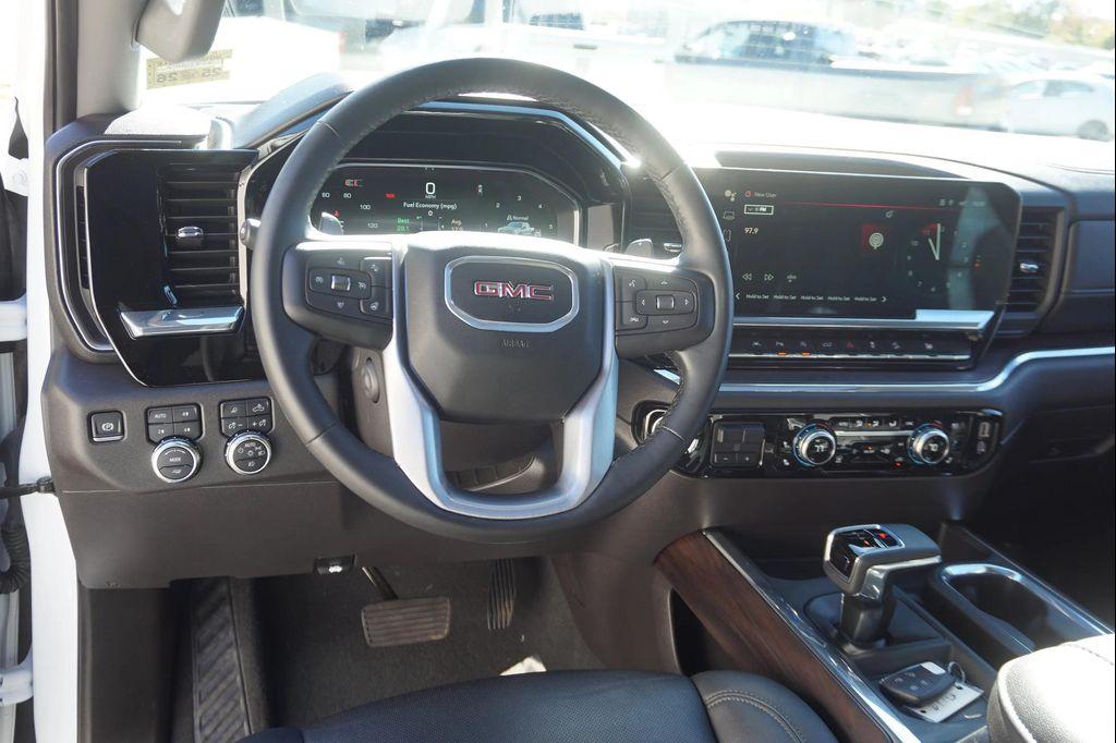 used 2024 GMC Sierra 1500 car, priced at $50,990