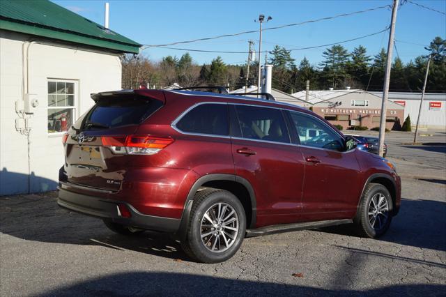 used 2018 Toyota Highlander car, priced at $25,048