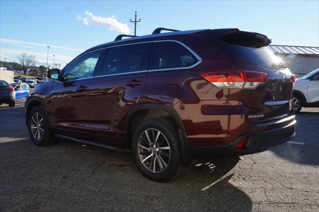 used 2018 Toyota Highlander car, priced at $25,048