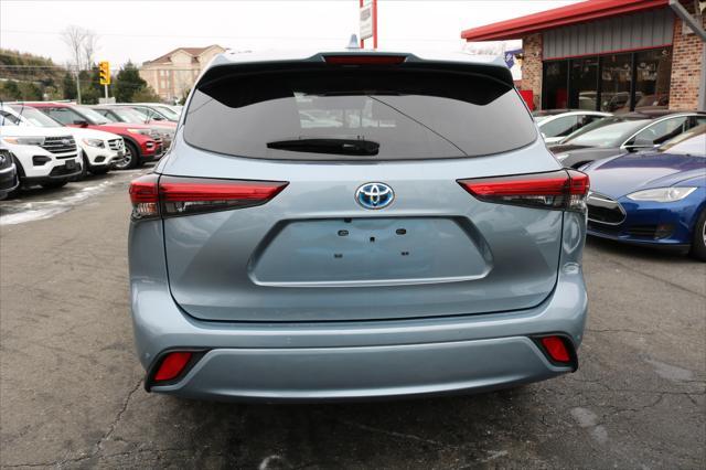 used 2021 Toyota Highlander Hybrid car, priced at $37,700