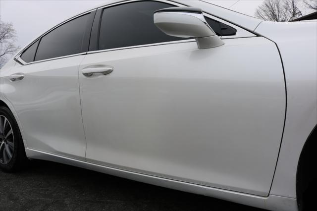 used 2021 Lexus ES 300h car, priced at $26,700