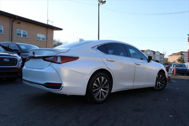 used 2021 Lexus ES 300h car, priced at $26,700