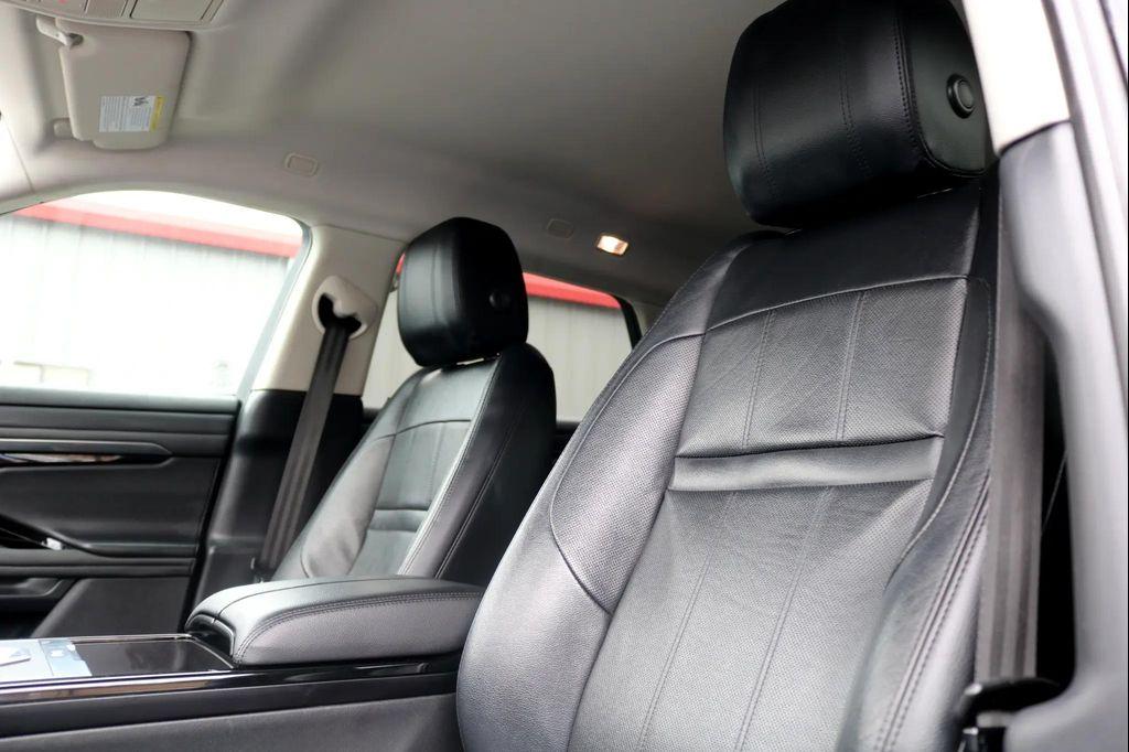 used 2020 Land Rover Range Rover Evoque car, priced at $19,700