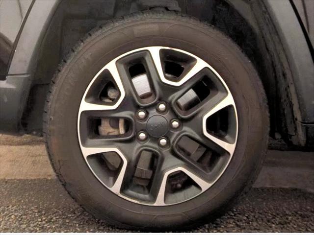 used 2020 Jeep Compass car, priced at $13,777