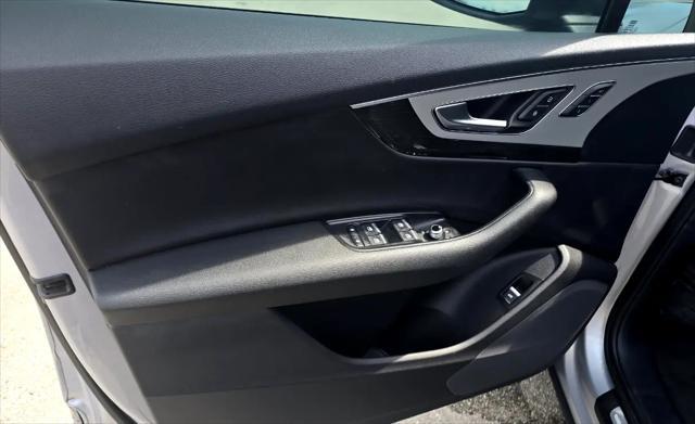 used 2019 Audi Q7 car, priced at $17,700