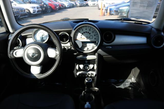 used 2009 MINI Cooper car