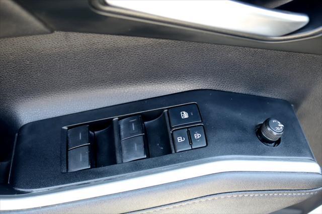 used 2021 Toyota Highlander car, priced at $30,777