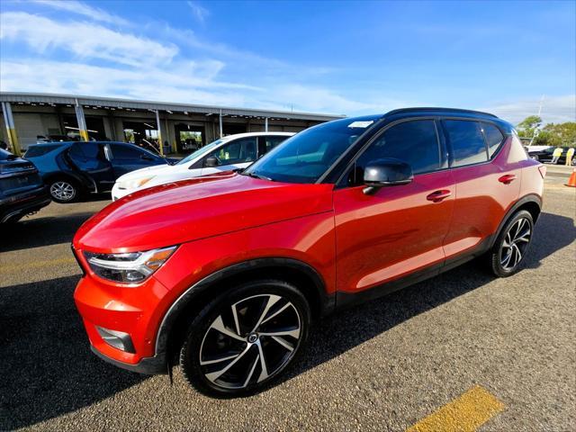 used 2019 Volvo XC40 car, priced at $18,777