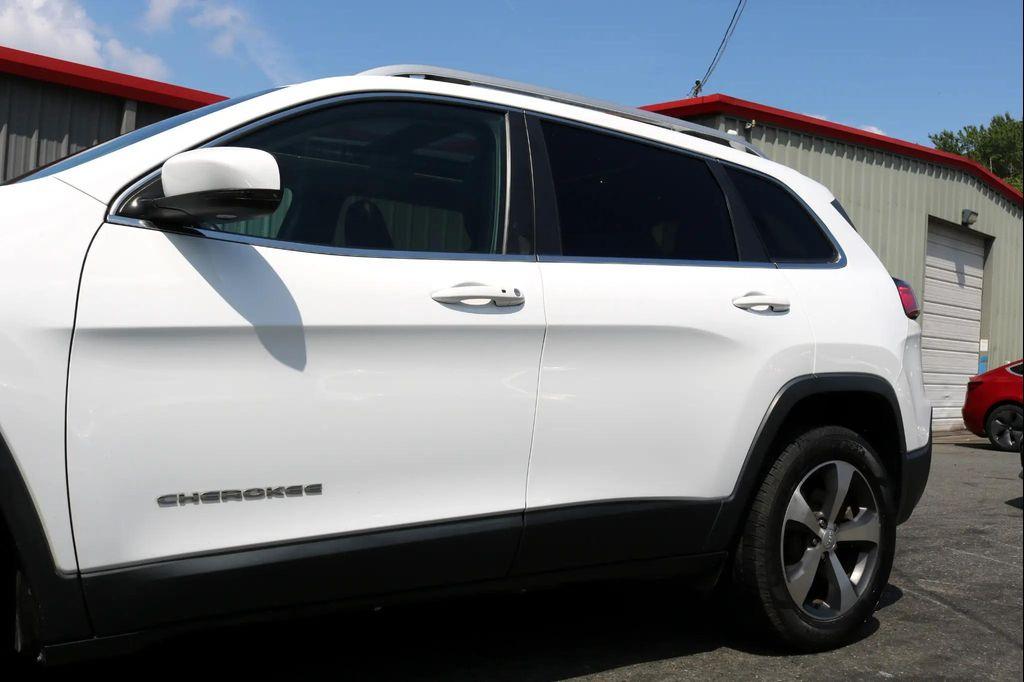 used 2020 Jeep Cherokee car, priced at $15,777