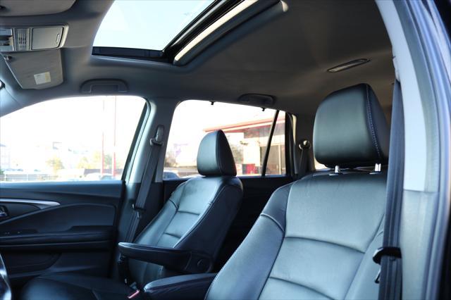 used 2022 Honda Pilot car, priced at $25,700