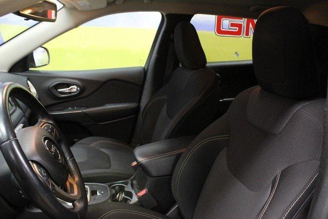 used 2016 Jeep Cherokee car, priced at $12,900