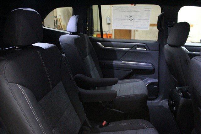 new 2026 GMC Acadia car, priced at $45,061