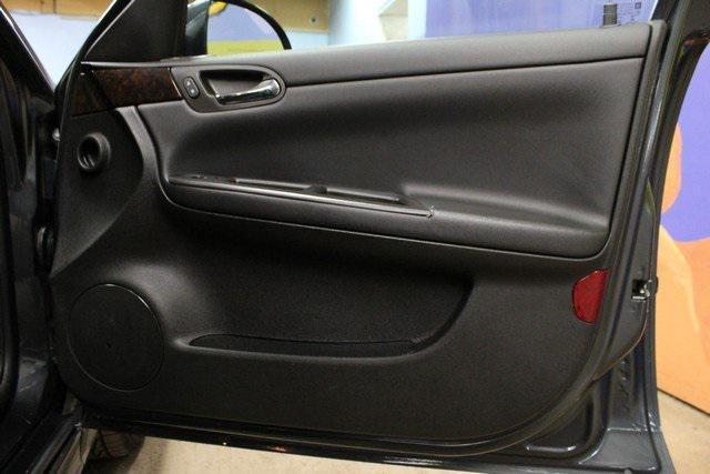 used 2016 Chevrolet Impala Limited car, priced at $8,900