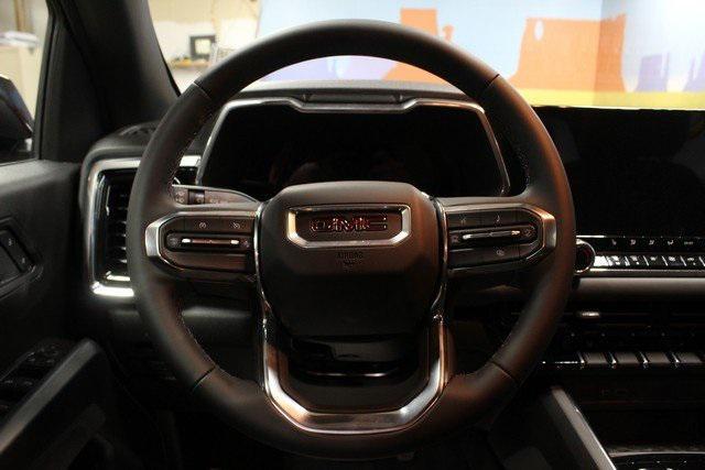 new 2025 GMC Canyon car, priced at $44,526
