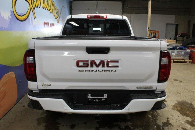 new 2025 GMC Canyon car, priced at $45,238