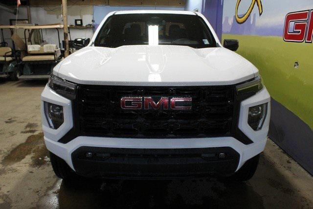 new 2025 GMC Canyon car, priced at $45,238