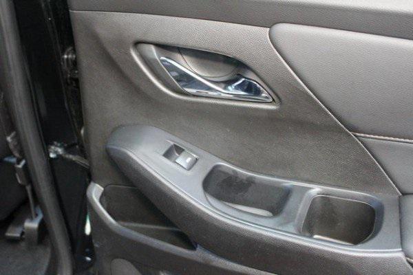 used 2021 Chevrolet Traverse car, priced at $31,900