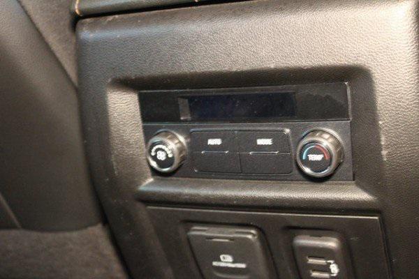 used 2021 Chevrolet Traverse car, priced at $31,900