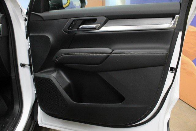 new 2025 GMC Terrain car, priced at $31,260