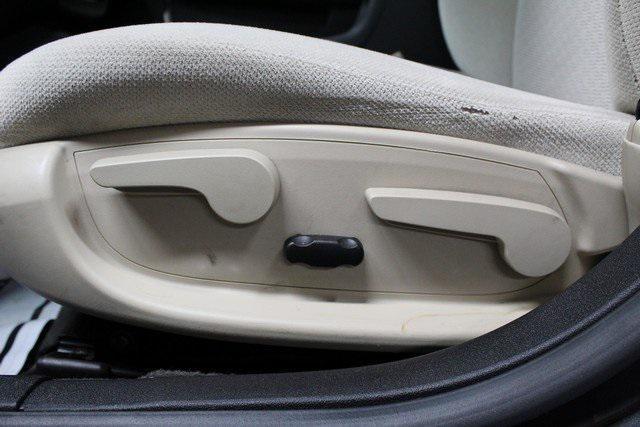 used 2016 Chevrolet Impala Limited car, priced at $11,500