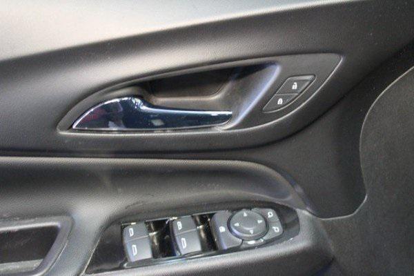 used 2022 Chevrolet Equinox car, priced at $24,500