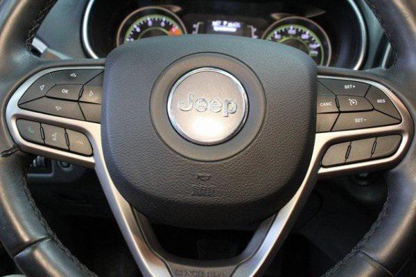 used 2019 Jeep Cherokee car, priced at $18,800