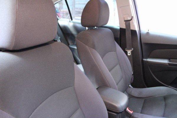 used 2015 Chevrolet Cruze car, priced at $9,900