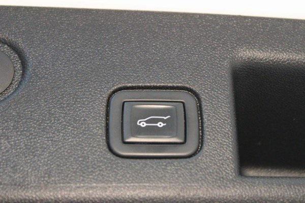 used 2020 Chevrolet Equinox car, priced at $19,900