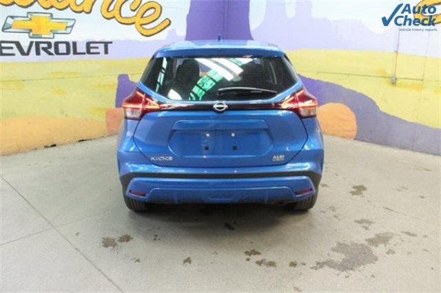 used 2022 Nissan Kicks car