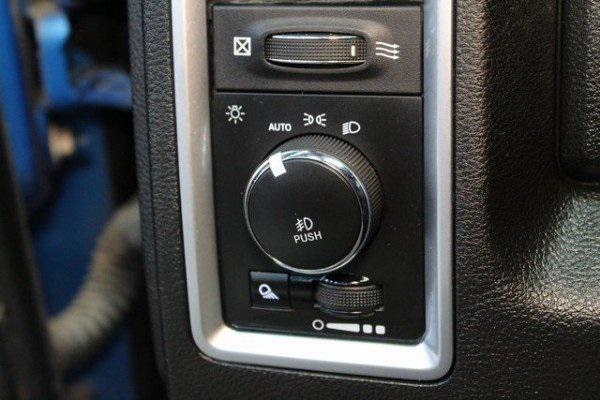 used 2021 Ram 1500 Classic car, priced at $29,900
